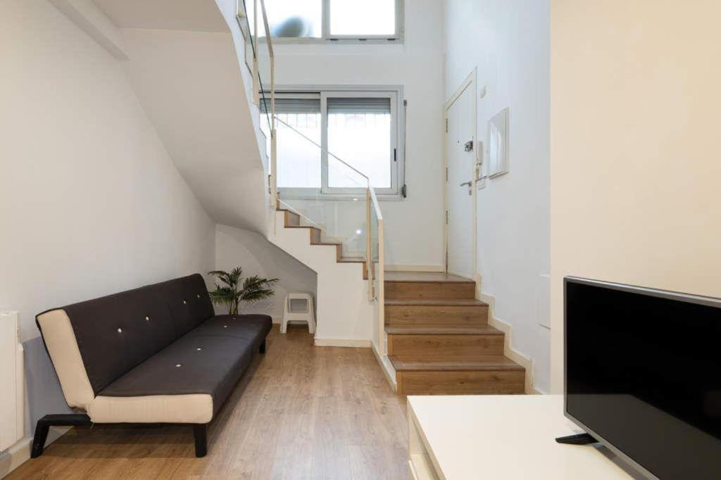 Apartment Live Camp Nou Л'Успіталет-да-Любрагат Екстер'єр фото